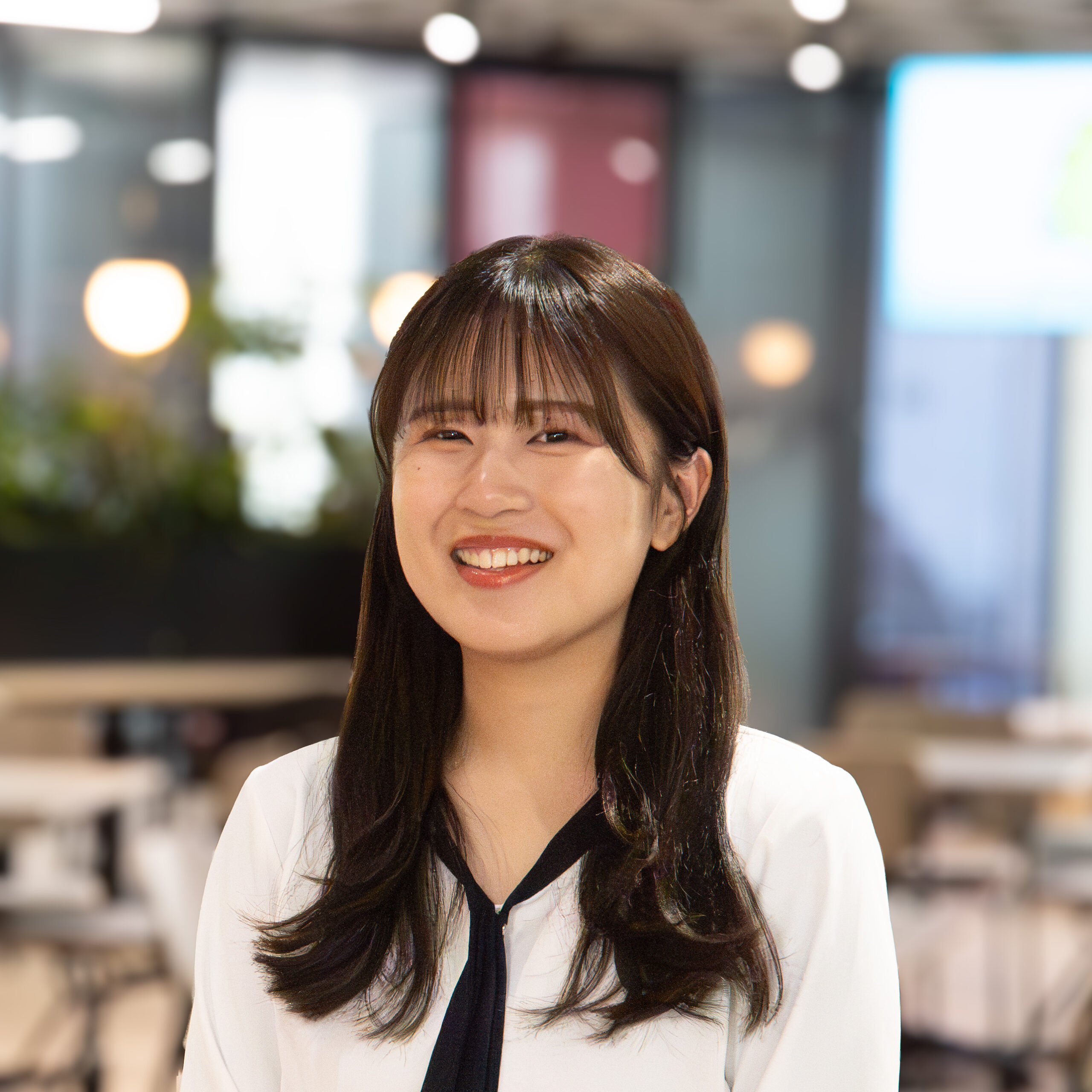 岡部 詩乃